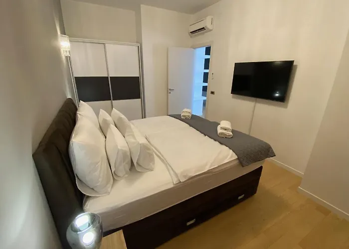 Διαμέρισμα Premium With Garage *