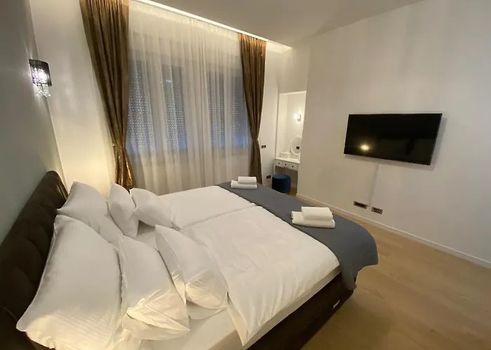 Premium With Garage *